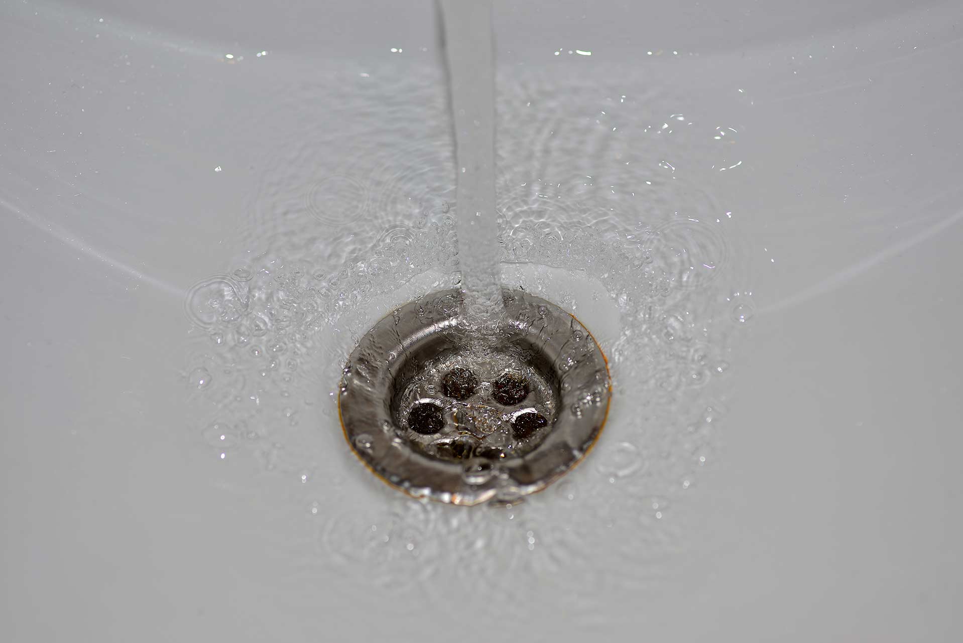 A2B Drains provides services to unblock blocked sinks and drains for properties in Harlesden.